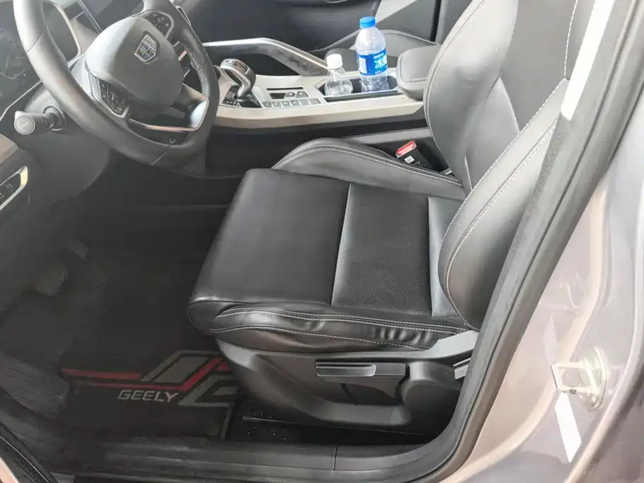 Geely Binyue — миниатюра 9