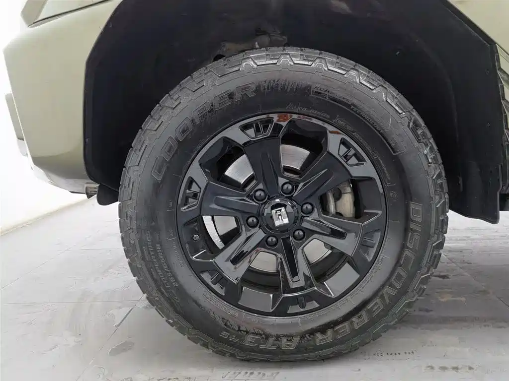 TANK TANK 400 NEW ENERGY