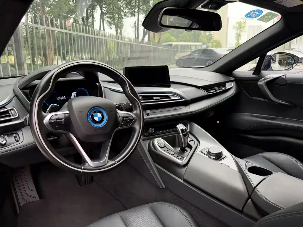 BMW i8 — миниатюра 12