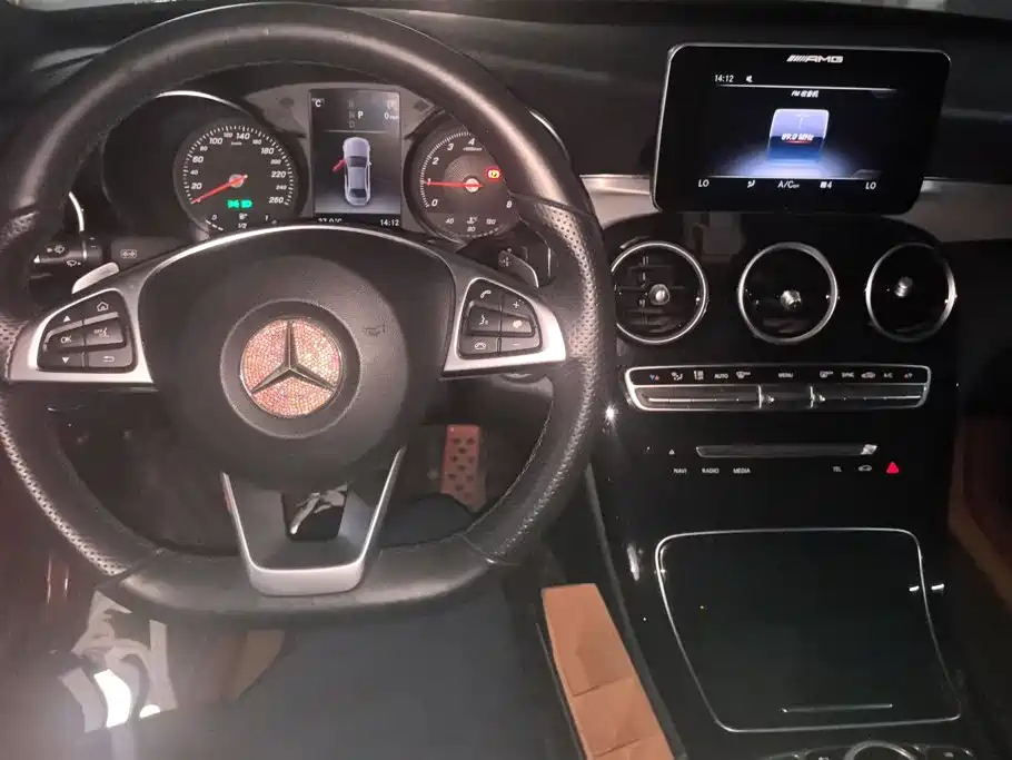 Mercedes-Benz C-Class — миниатюра 12