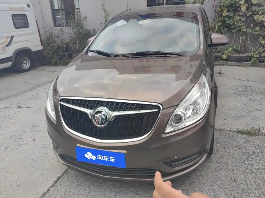 Buick GL8 — миниатюра 2