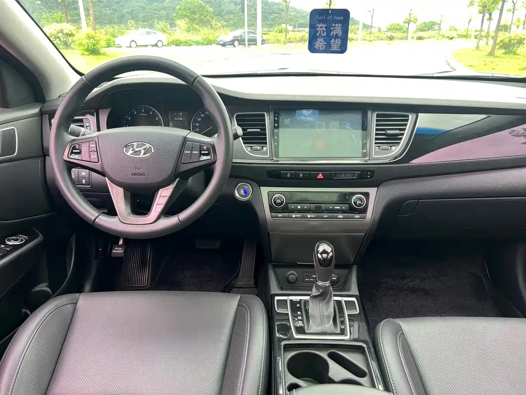 Hyundai Mistra — миниатюра 15