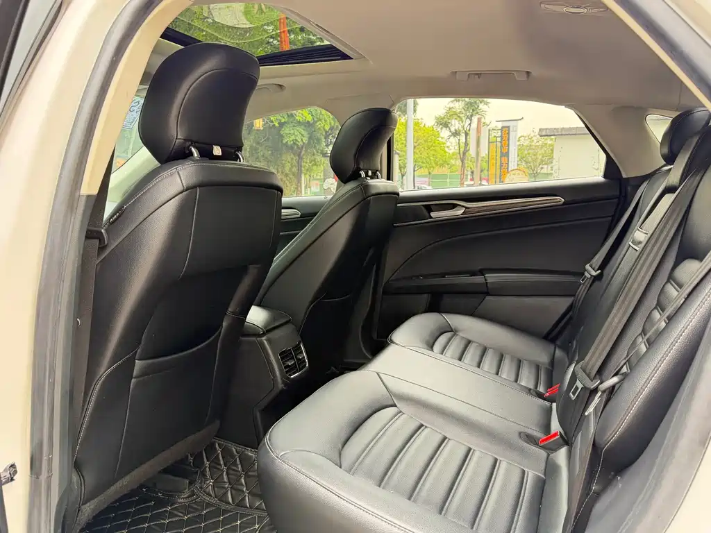 Ford Mondeo 2020 EcoBoost 180 Luxury