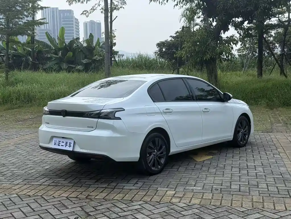 Peugeot 408 — миниатюра 11