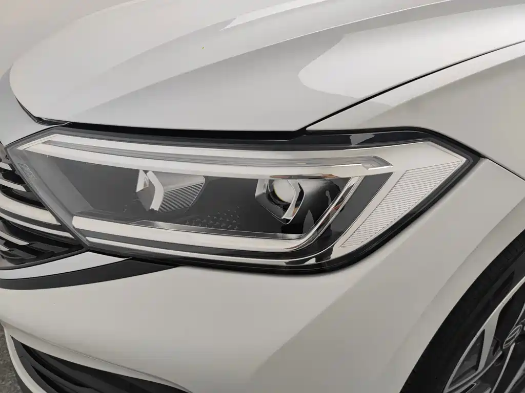 Volkswagen Sagitar — миниатюра 14