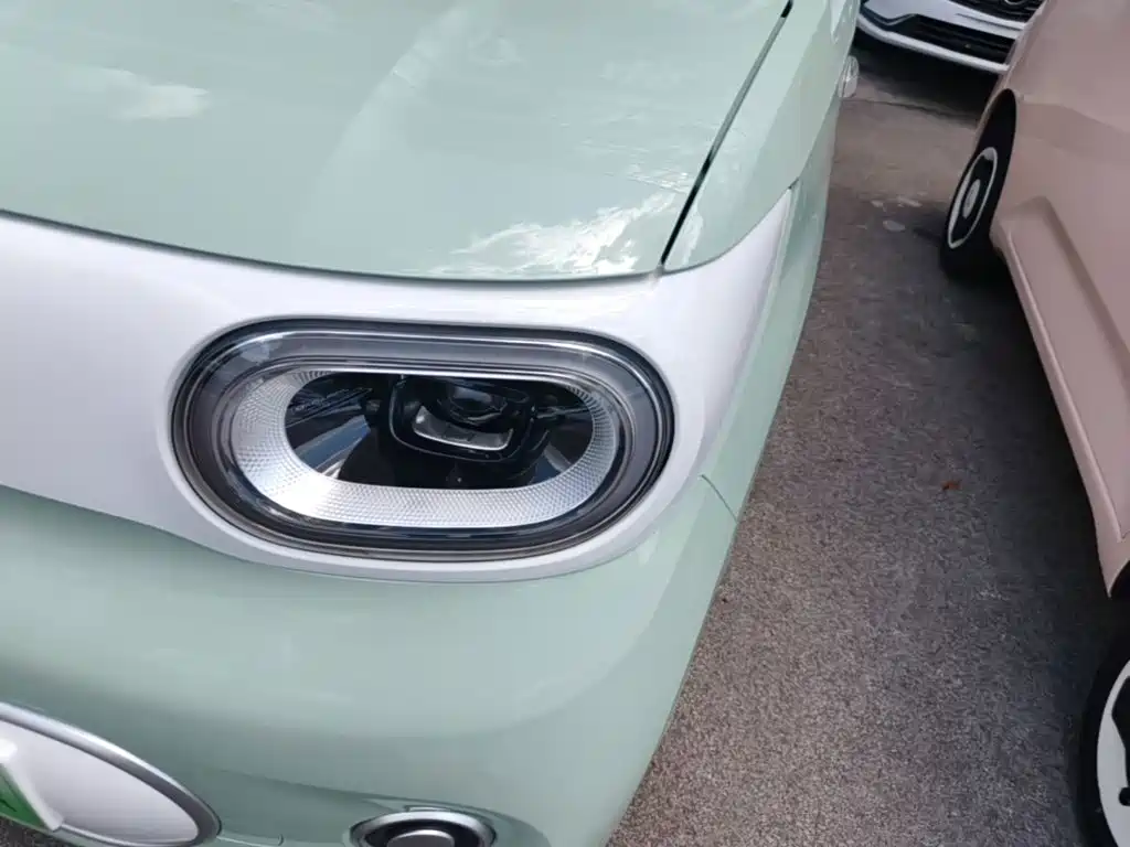 Wuling MINIEV — миниатюра 24