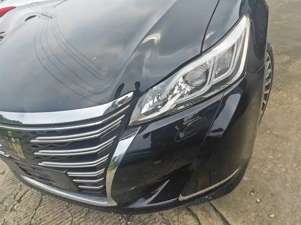 Toyota Crown — миниатюра 24