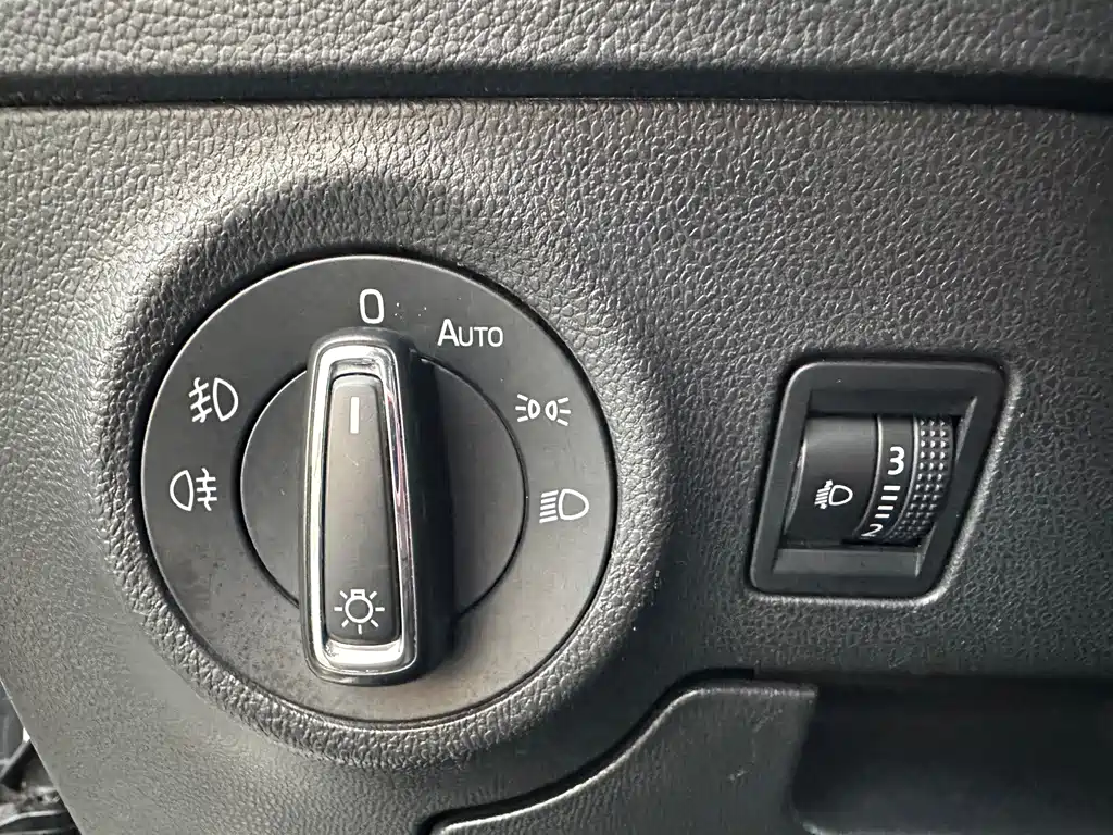 Skoda Karoq — миниатюра 13