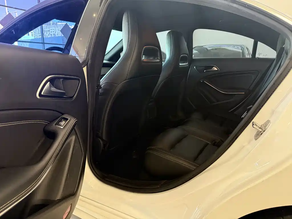 Mercedes-Benz CLA (Import) — миниатюра 9