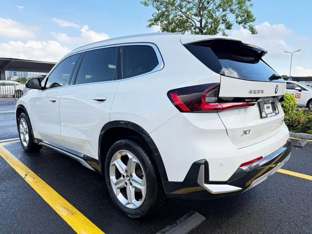 BMW X1 2023 sDrive20Li X