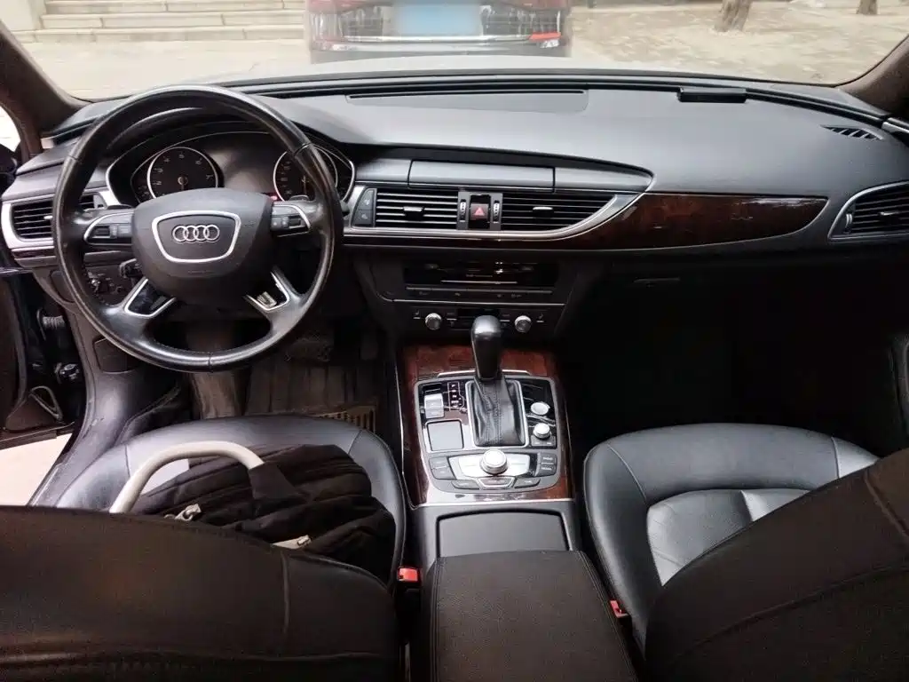 Audi A6L — миниатюра 13