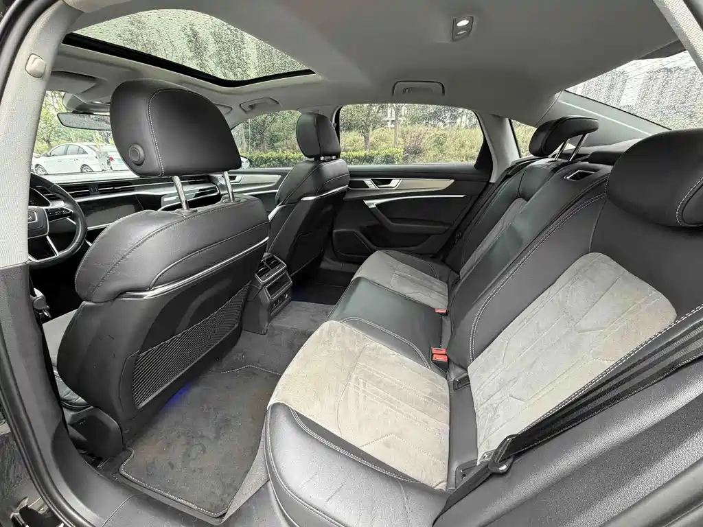 Audi A6L — миниатюра 9
