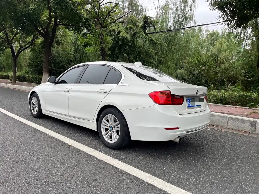 BMW 3 Series — миниатюра 4