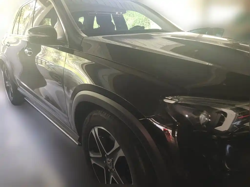 Mercedes-Benz GLE (Import) — миниатюра 4