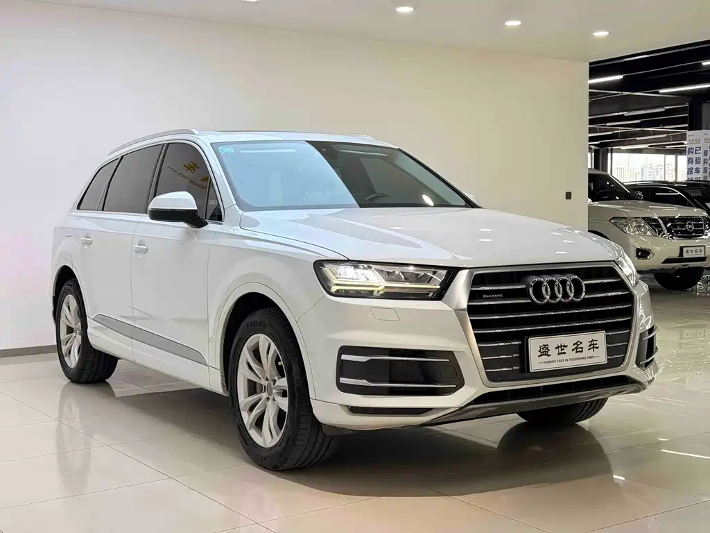 Audi Q7 — миниатюра 3