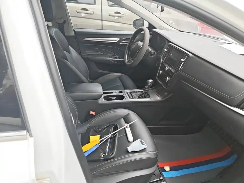 Roewe i6 Classic — миниатюра 25