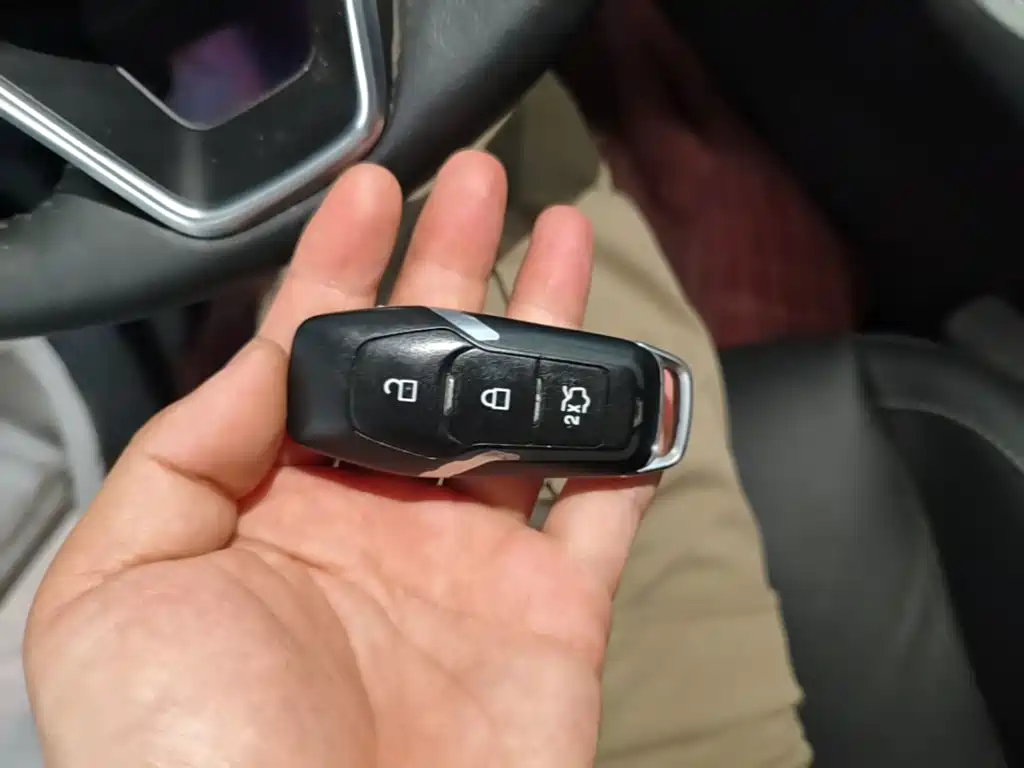 Ford Edge — миниатюра 9