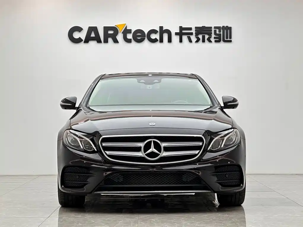 Mercedes-Benz E-Class — миниатюра 7