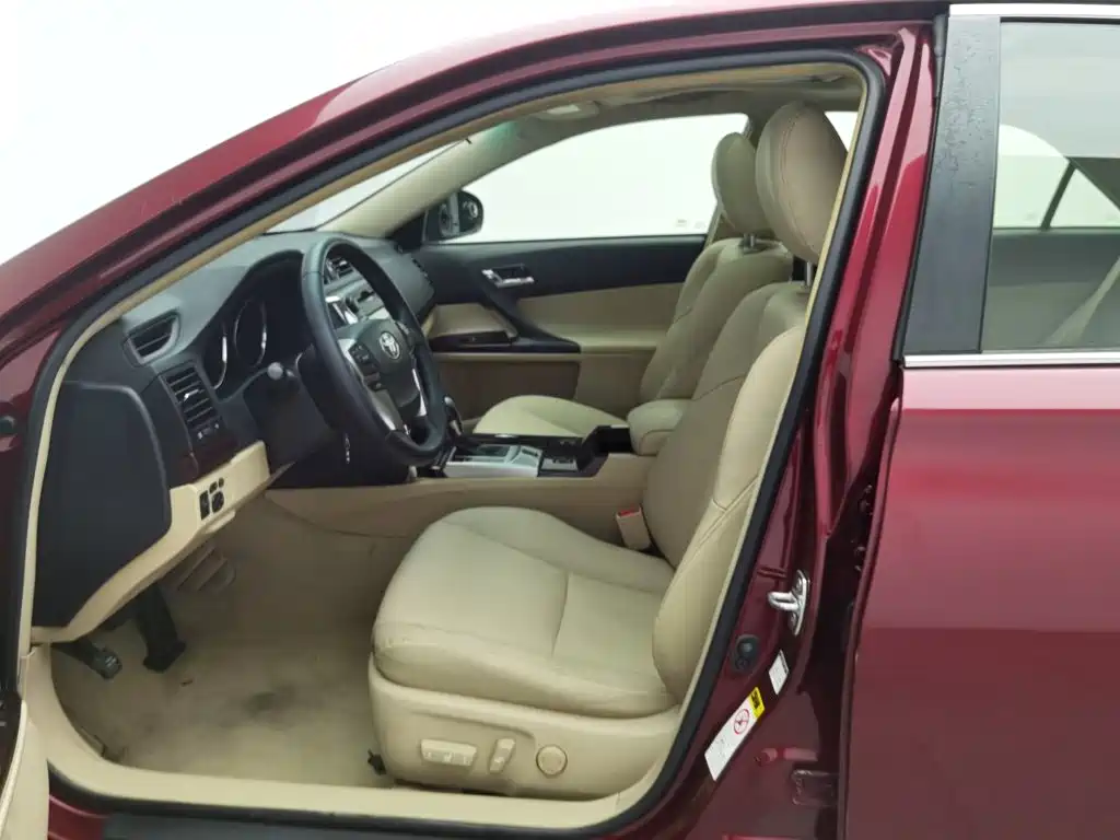 Toyota Reiz — миниатюра 10