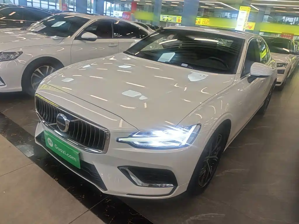 Volvo S60 — миниатюра 2