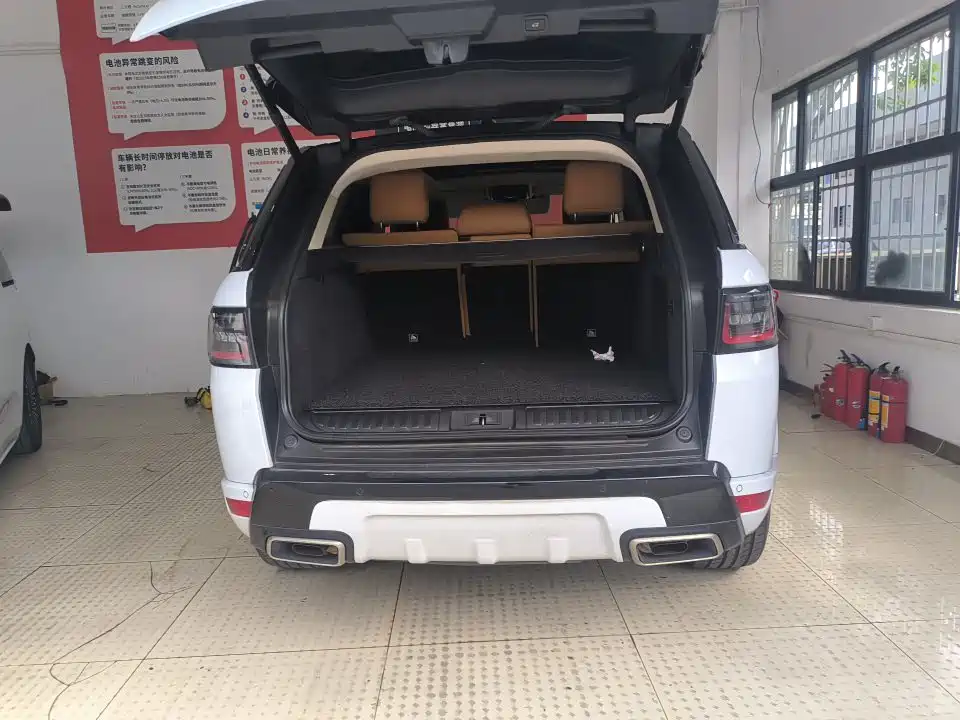 Land Rover Sport — миниатюра 9
