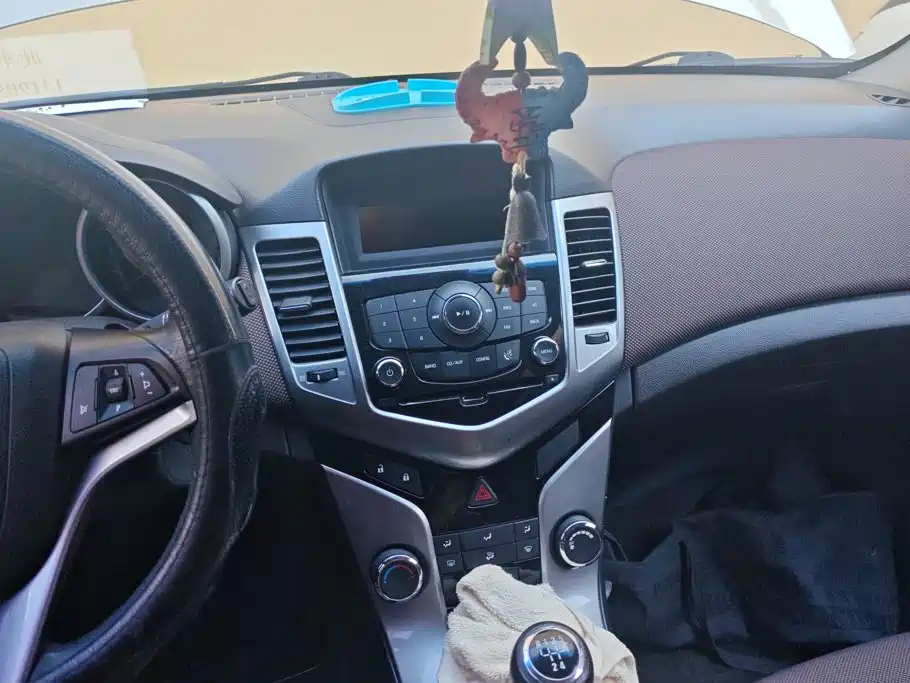 Chevrolet Cruze — миниатюра 13