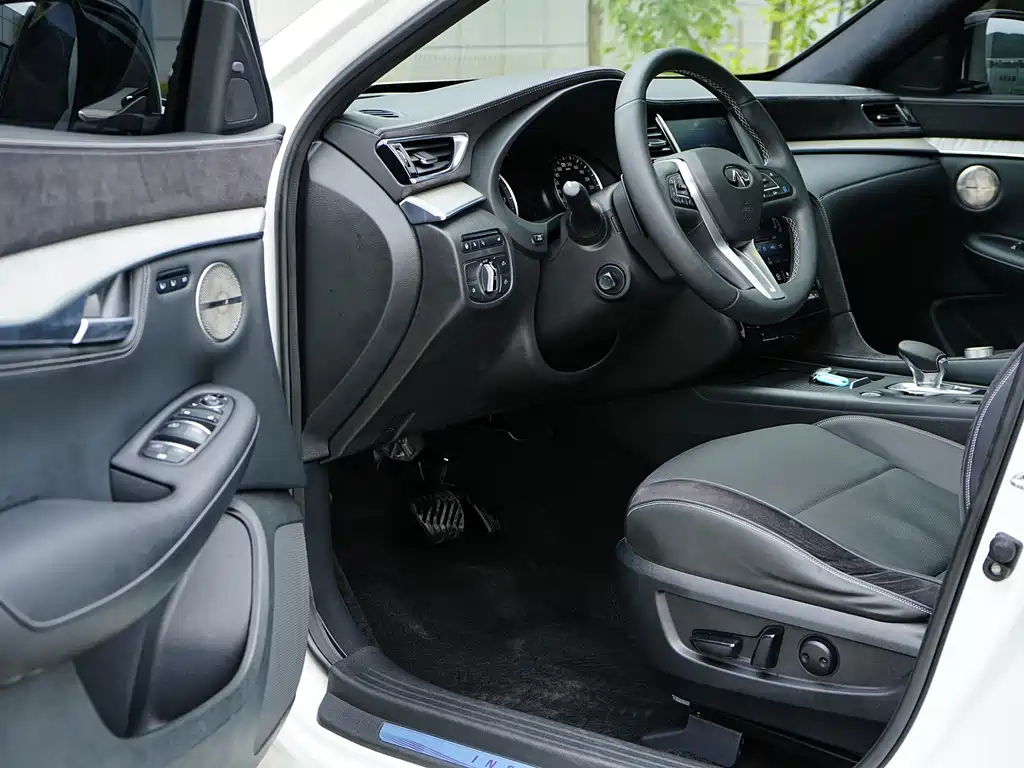 Infiniti QX50 2.0T 4WD Flagship Edition, фото 11