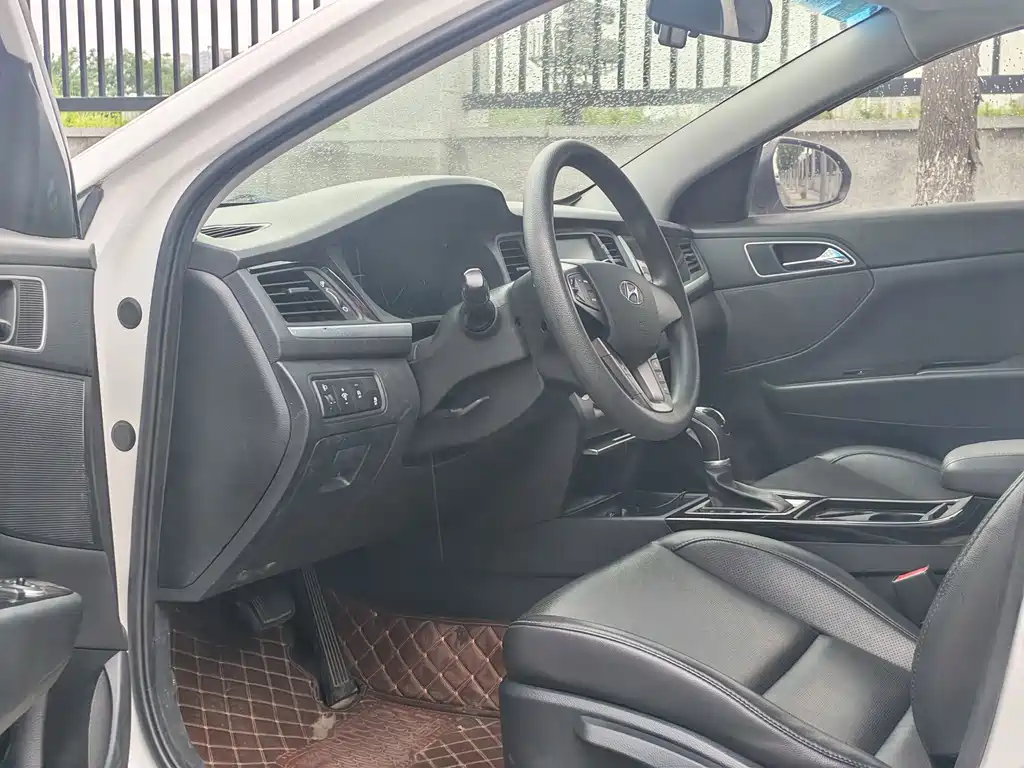 Hyundai Mistra — миниатюра 7
