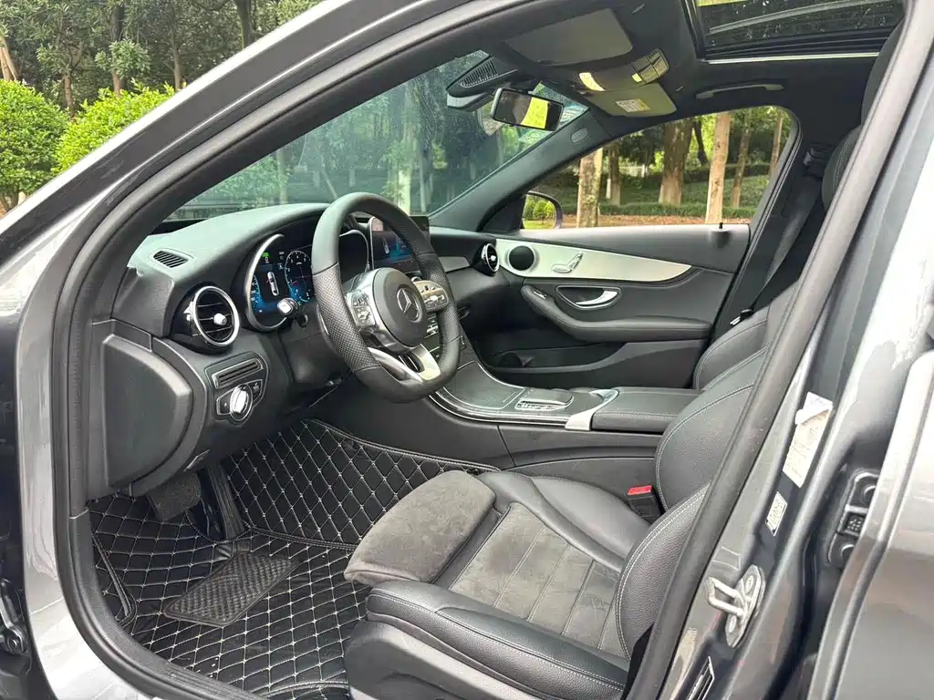 Mercedes-Benz C-Class — миниатюра 4