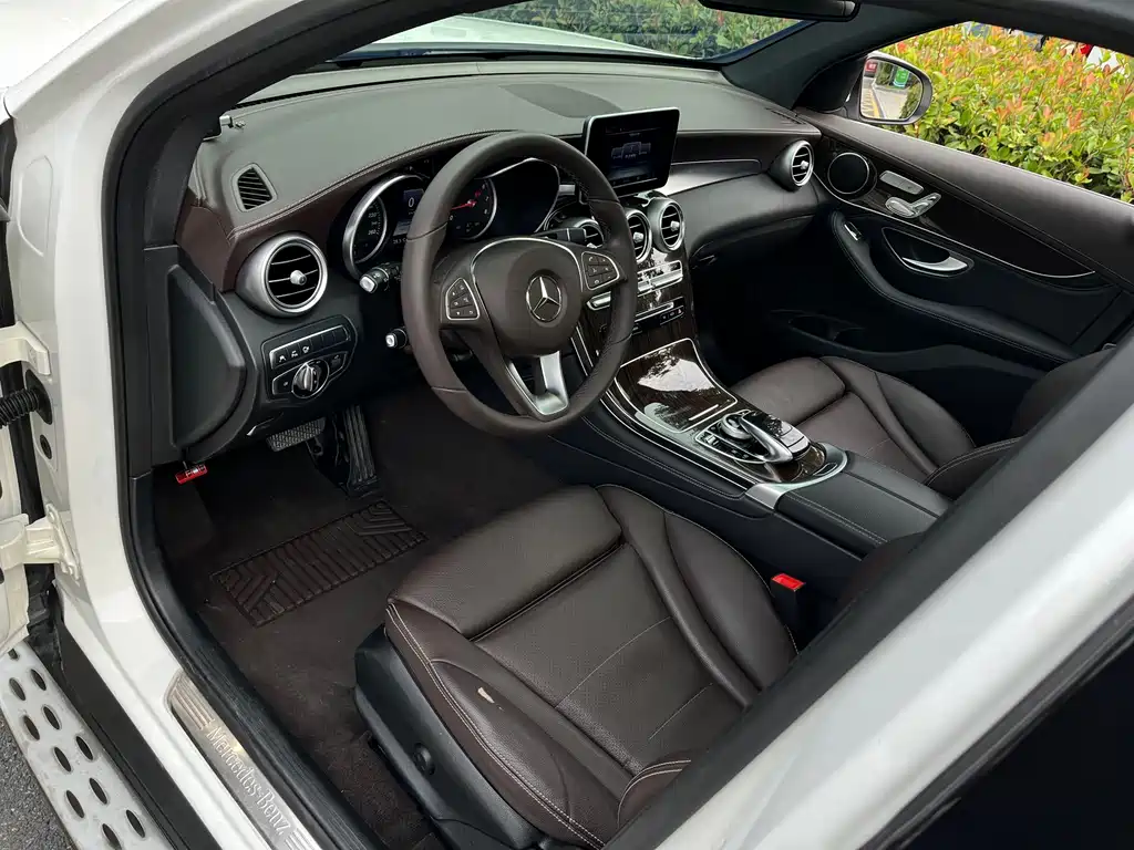 Mercedes-Benz GLC — миниатюра 14