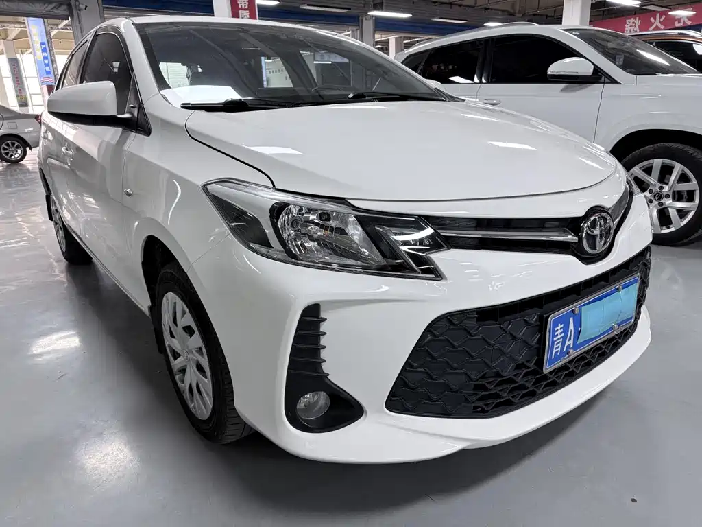 Toyota Vios FS - фото 3