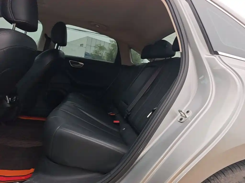 Roewe D7 — миниатюра 17