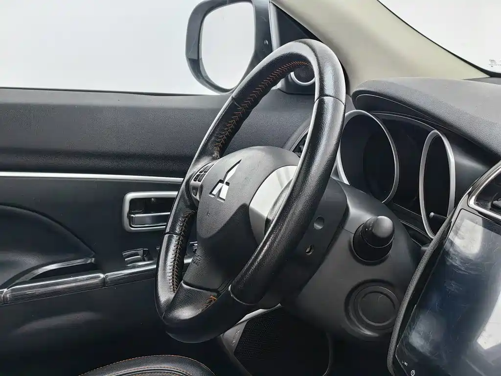 Mitsubishi ASX — миниатюра 22