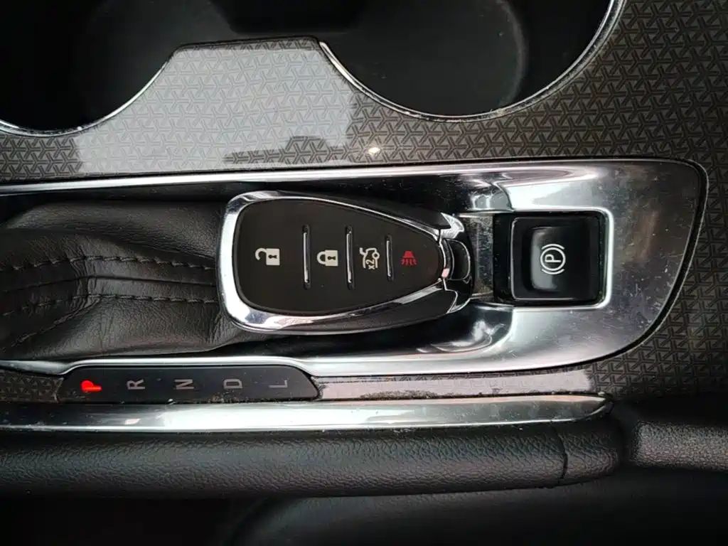 Chevrolet Malibu XL — миниатюра 9