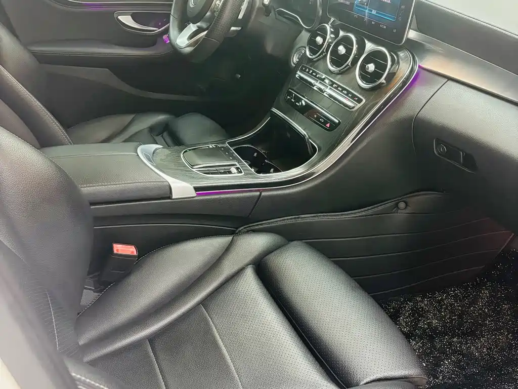 Mercedes-Benz C-Class — миниатюра 9