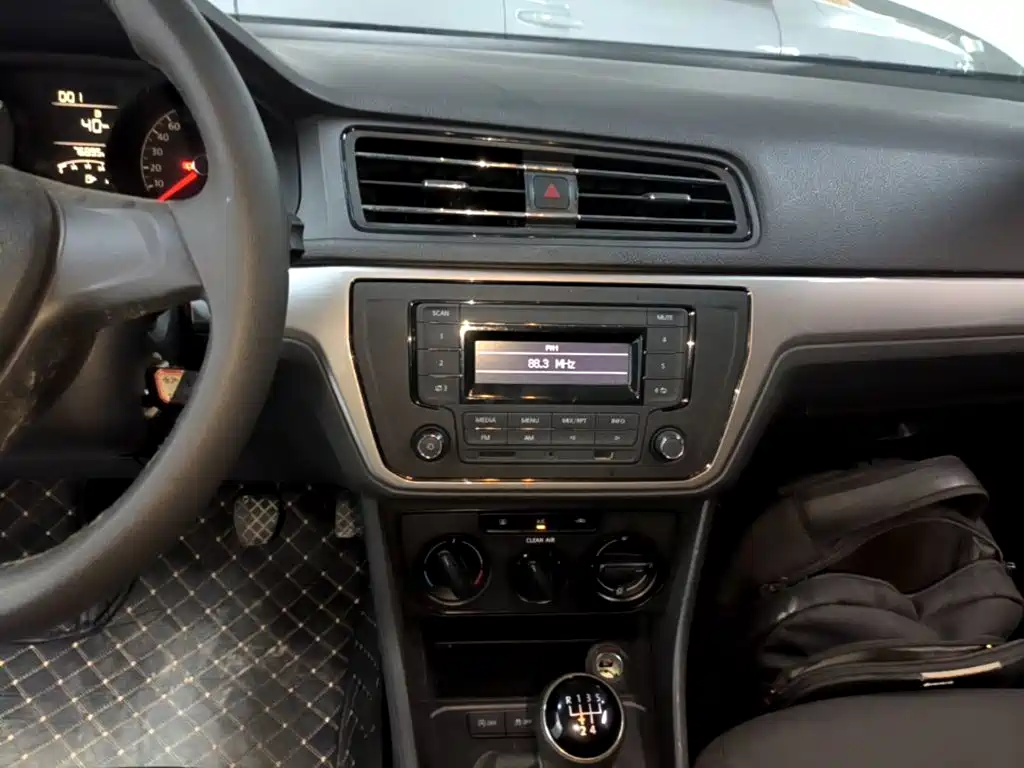 Volkswagen Lavida — миниатюра 13