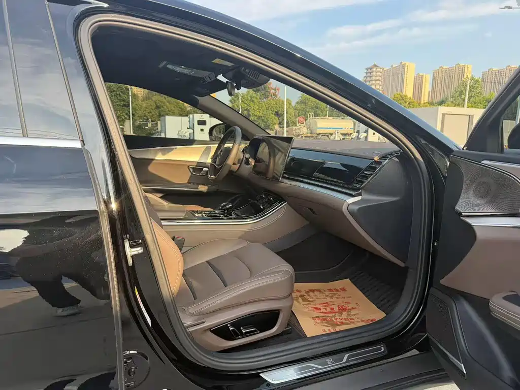 BYD Han — миниатюра 6