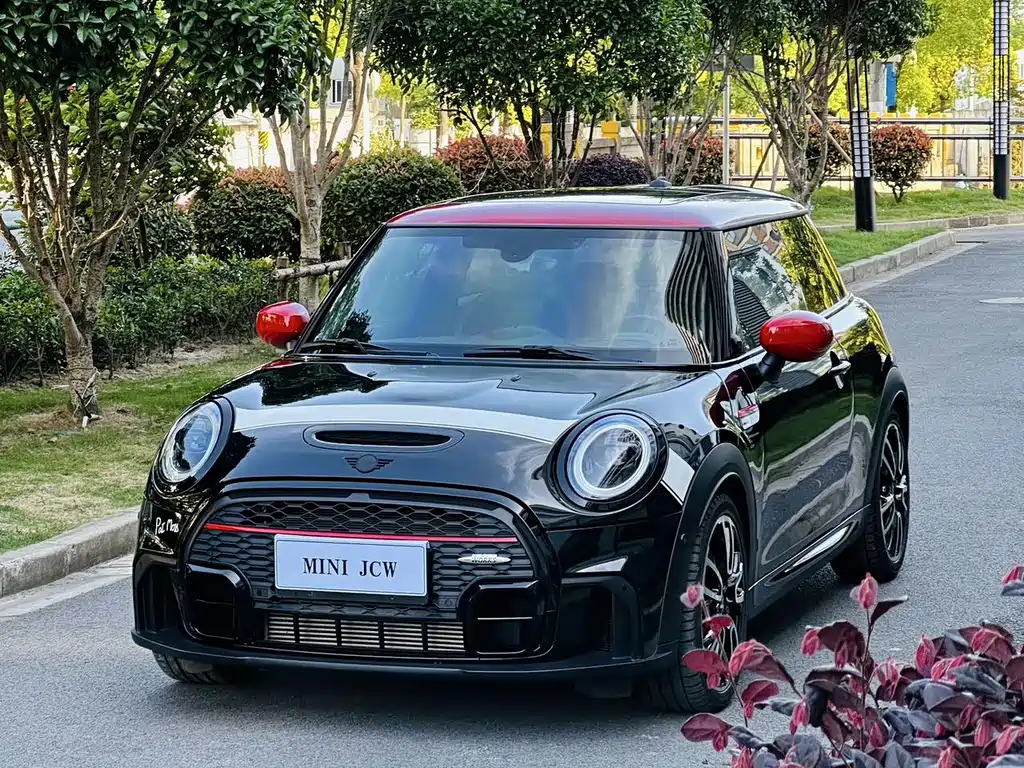 Mini Mini JCW 2022