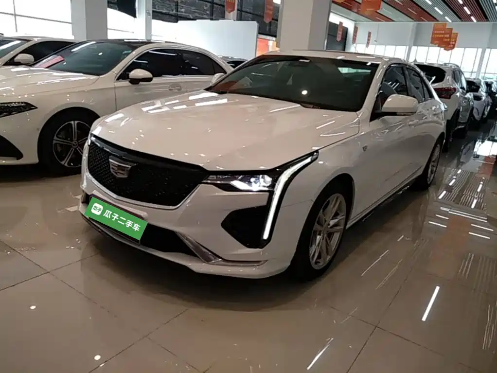 Cadillac CT4