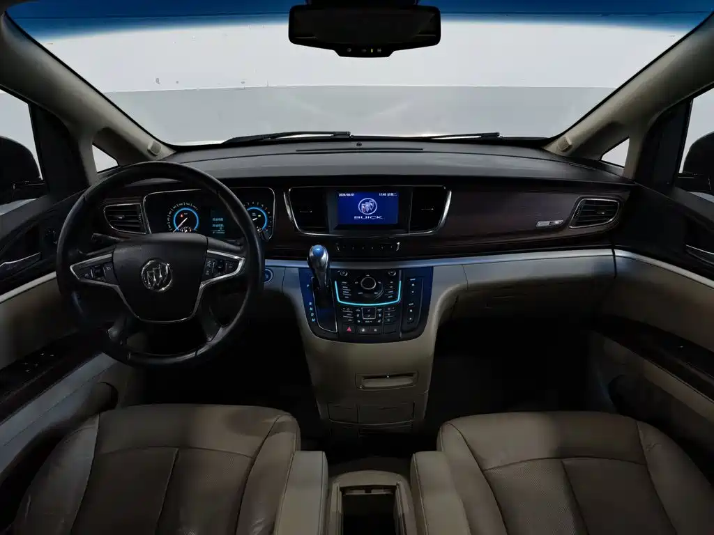 Buick GL8 — миниатюра 5