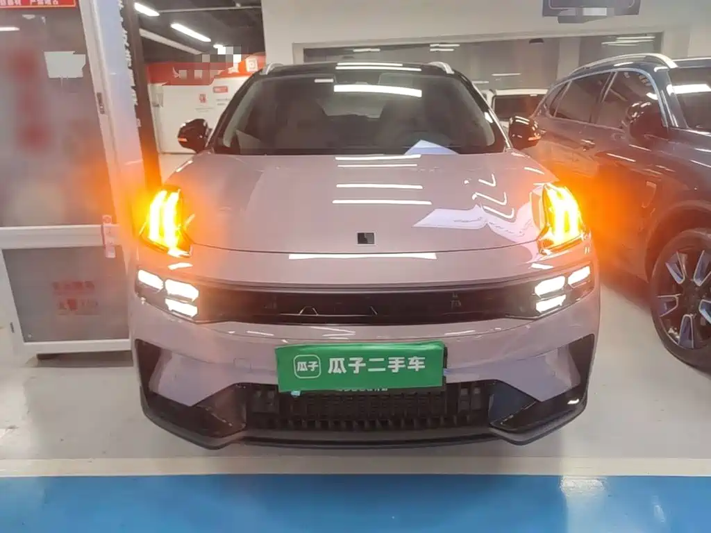 Lynk & Co 06 — миниатюра 3