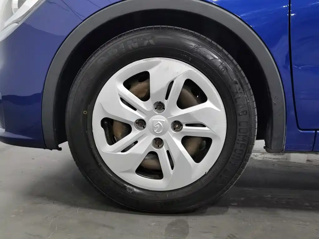 Baojun 310W — миниатюра 17