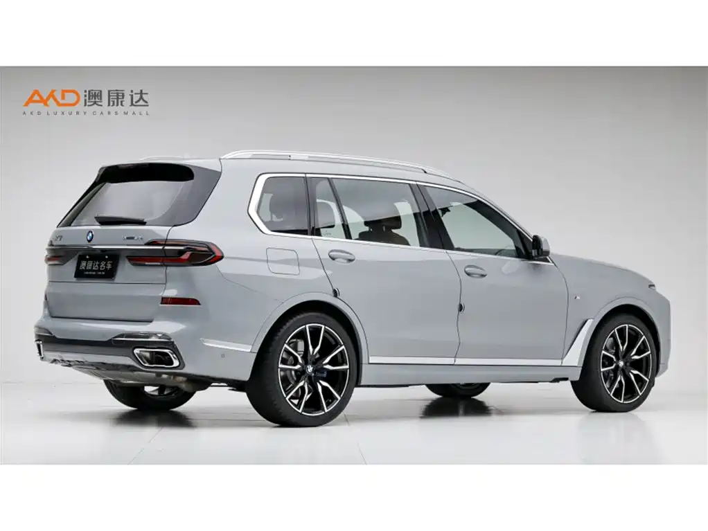 BMW X7 — миниатюра 3