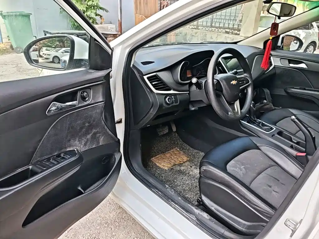 Chevrolet Cavalier — миниатюра 16