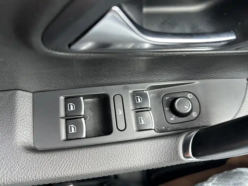 Volkswagen CC — миниатюра 17