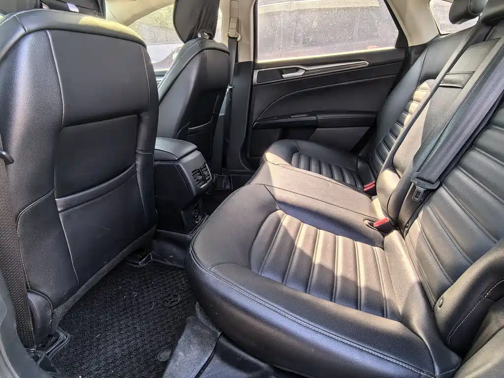 Ford Mondeo 2020 EcoBoost 200 Fashion