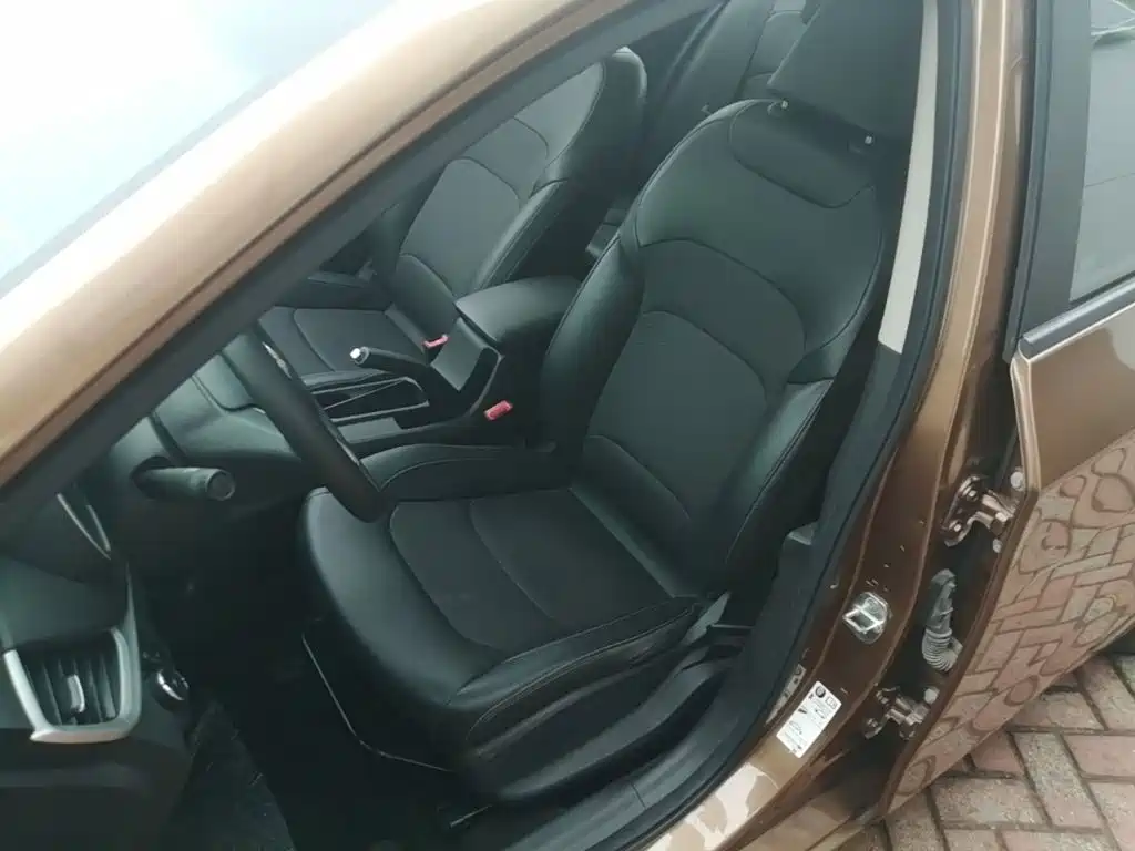 Chevrolet Cavalier — миниатюра 15