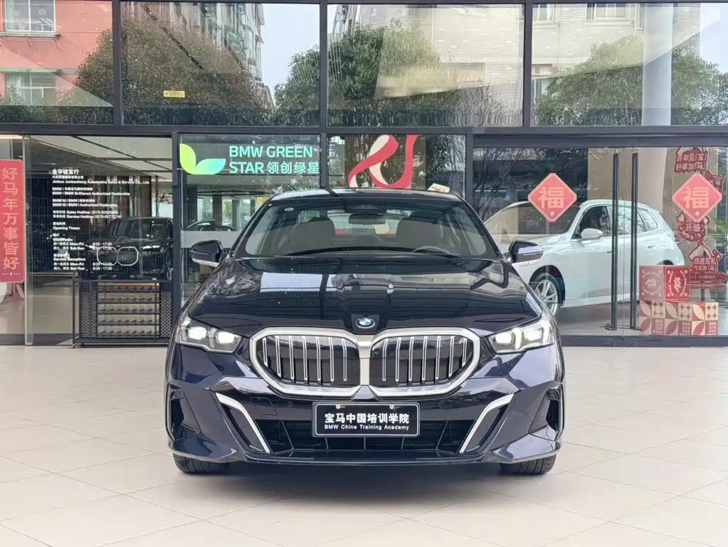BMW 5 Series 5 2024 525Li M Sport