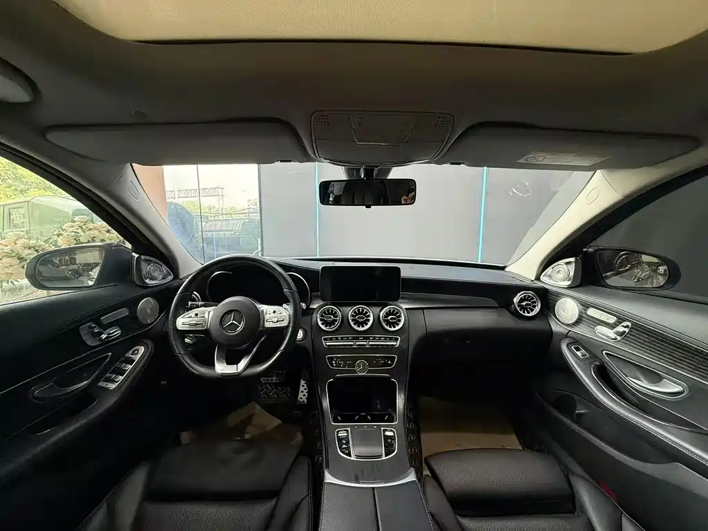 Mercedes-Benz C-Class — миниатюра 9