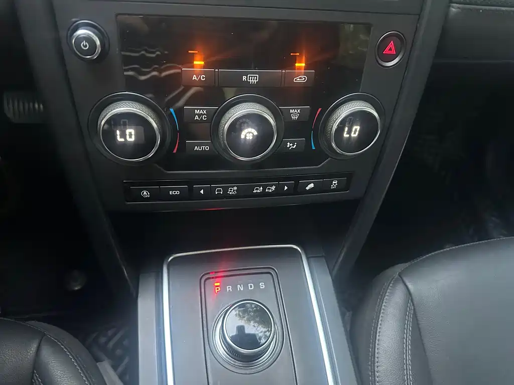Land Rover Discovery Sport — миниатюра 13